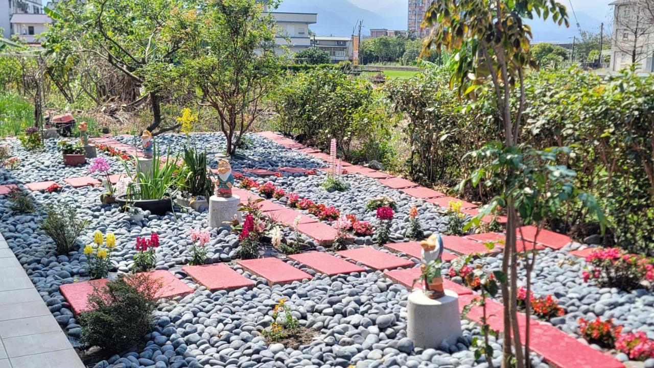 Chaopingjia Fengge Guesthouse Уцзе Экстерьер фото